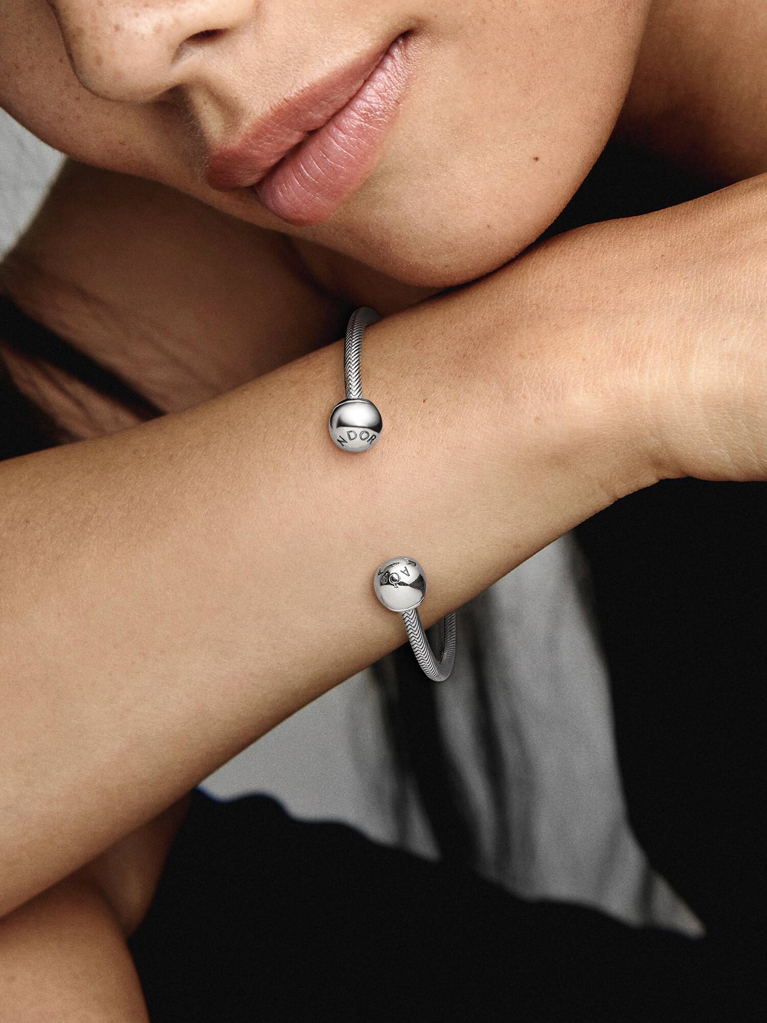 Pandora Moments Snake Chain Style Open Bangle