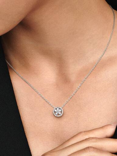 Sparkling Snowflake Collier Necklace