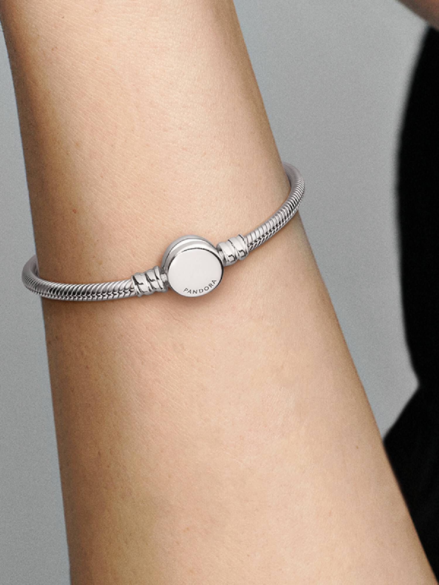 Pandora Moments Engravable Disc Clasp Snake Chain Bracelet