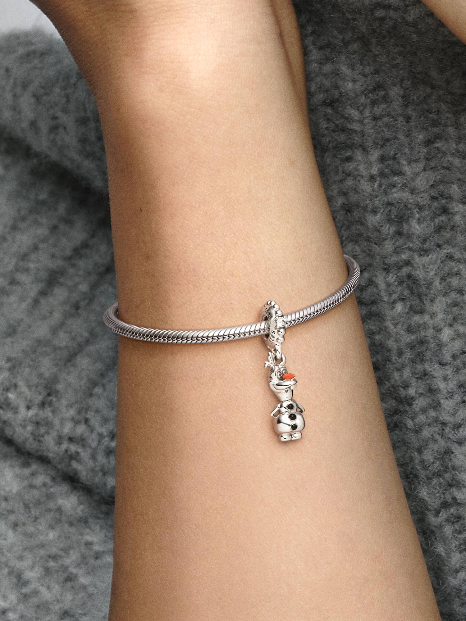 Disney Frozen Olaf Dangle Charm