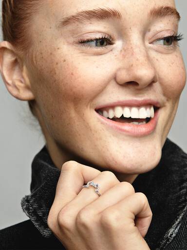 Disney Minnie silver ring with clear cubic zirconia