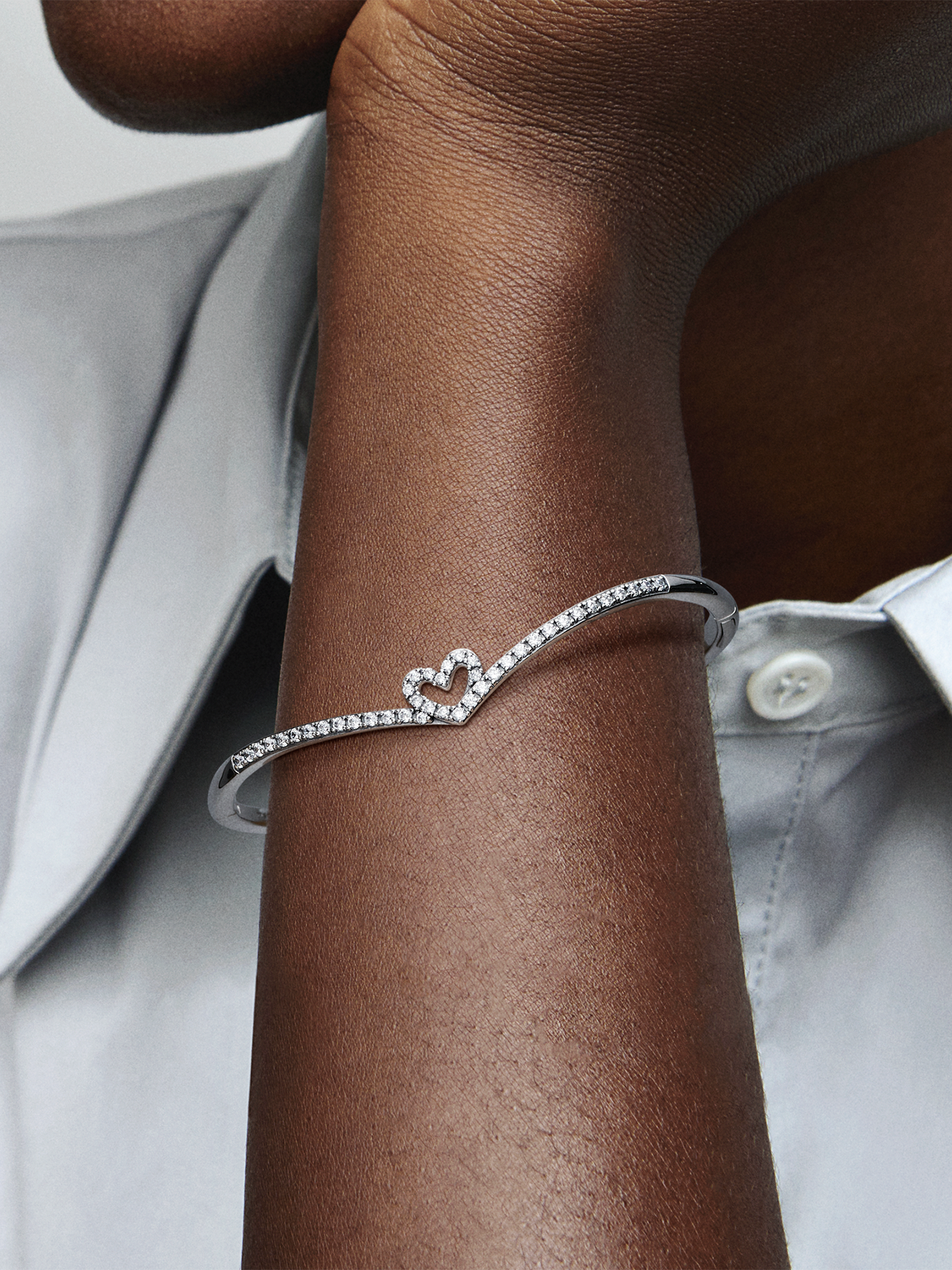 Sparkling Wishbone Heart Bangle | Sterling silver | Pandora ZA
