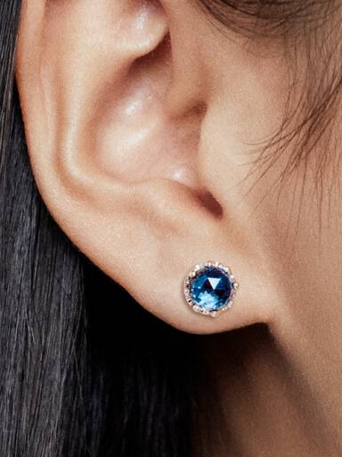 Blue Sparkling Crown Stud Earrings