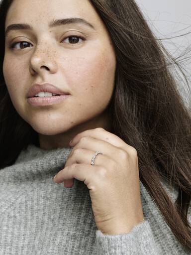 Daisy silver ring