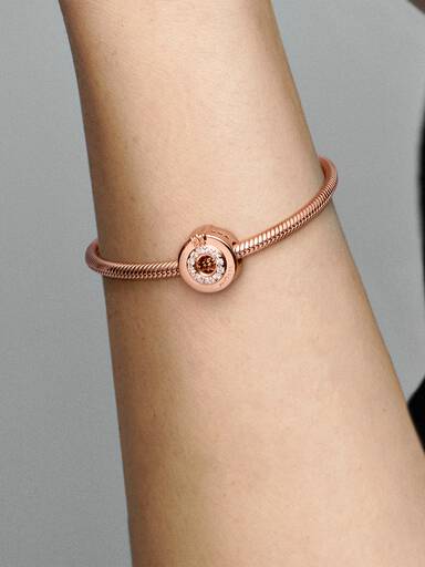 Open Centre Pavé Crown O Charm