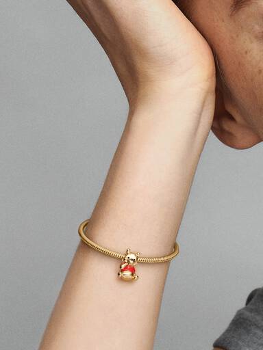 Disney Winnie the Pooh Bear Charm
