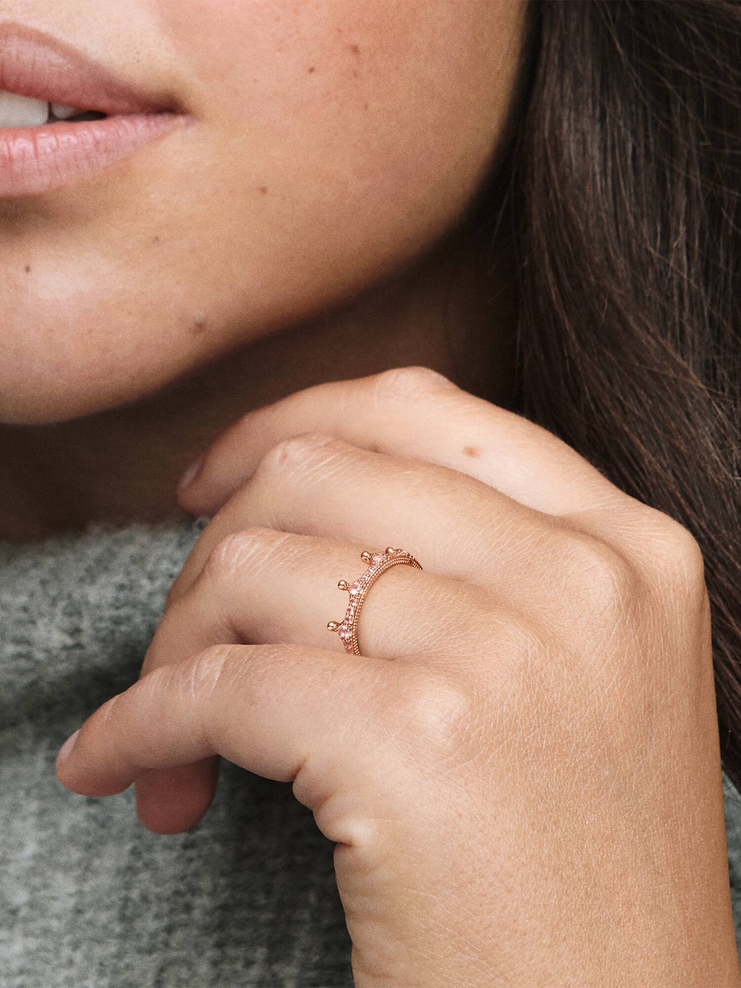 Crown 14k rose gold-plated ring with orchid pink and blush pink crystal