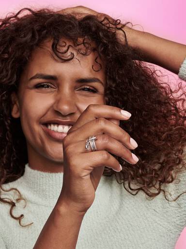 Pandora ME Lucky Horseshoe Mini Dangle Charm
