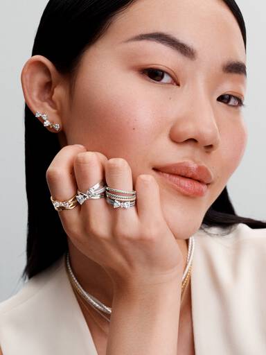 Sparkling Bow Crossover Ring