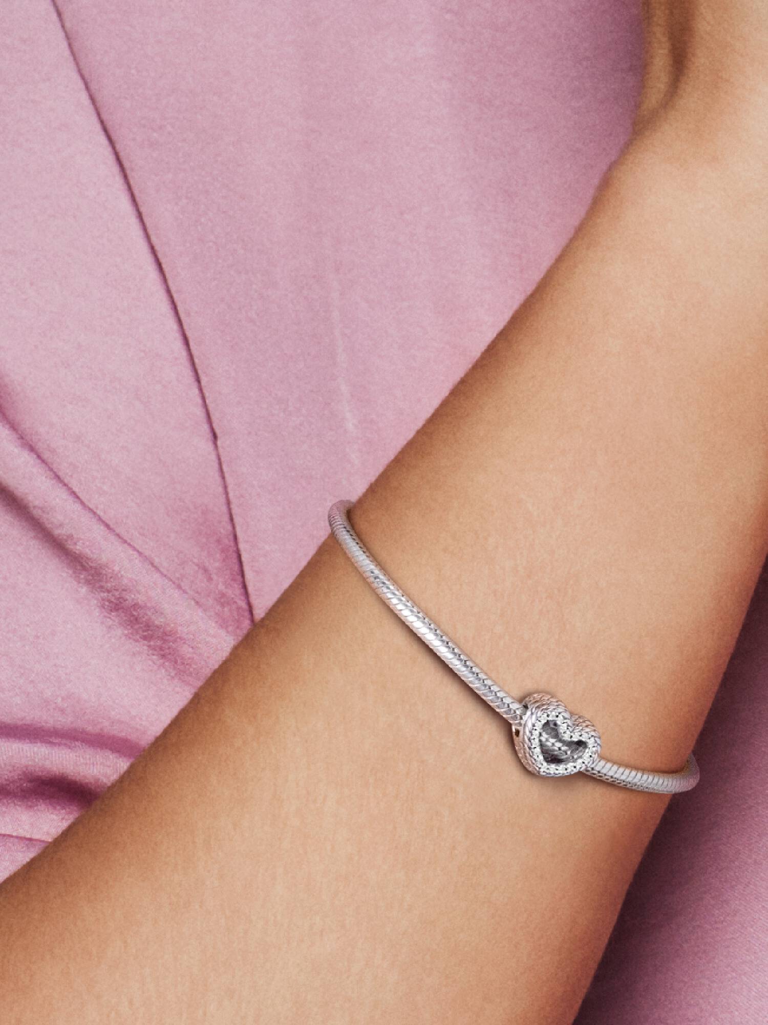 Snake Chain Pattern Open Heart Charm