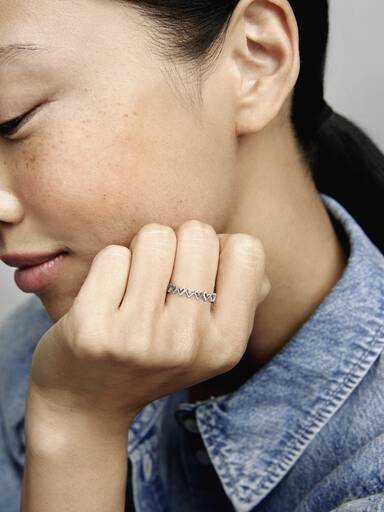 Freehand Hearts Ring