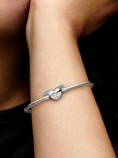 Pandora Moments Winged Heart Bangle