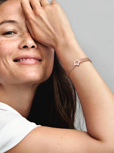 PANDORA Reflexions star clip charm in PANDORA Rose