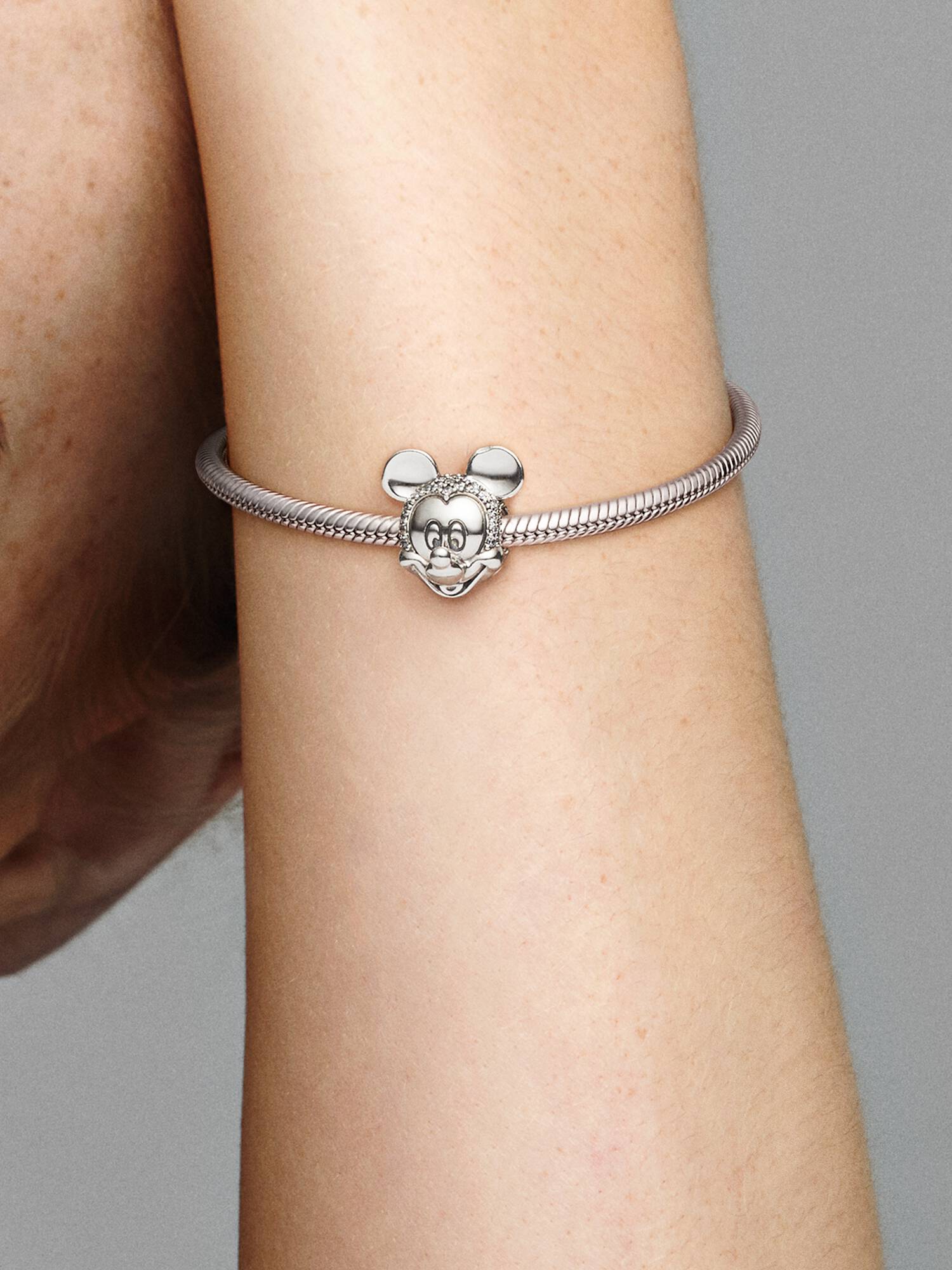 Disney Mickey Mouse Pavé Clip Charm