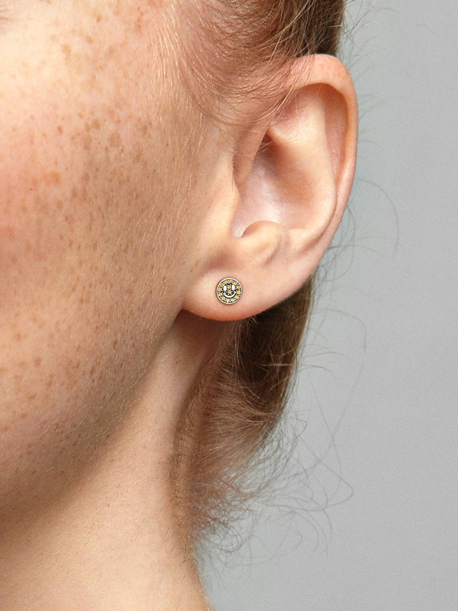 Pandora ME Smile Single Stud Earring