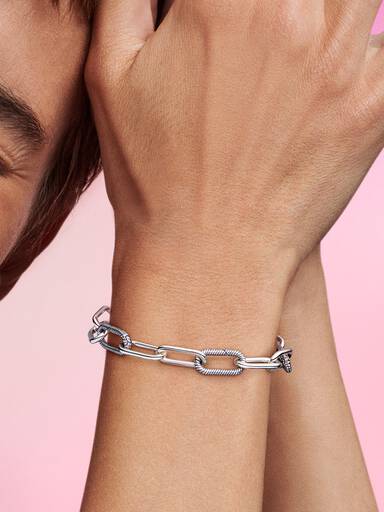 Pandora ME Round Clasp Medium-Link Chain Bracelet