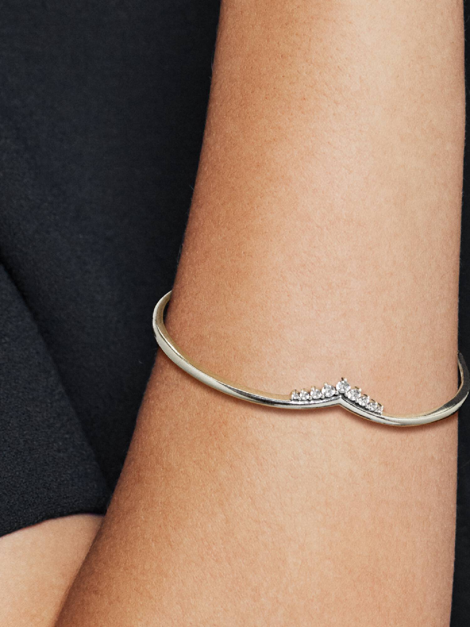 Tiara Wishbone Open Bangle